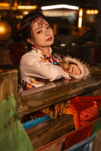 红色