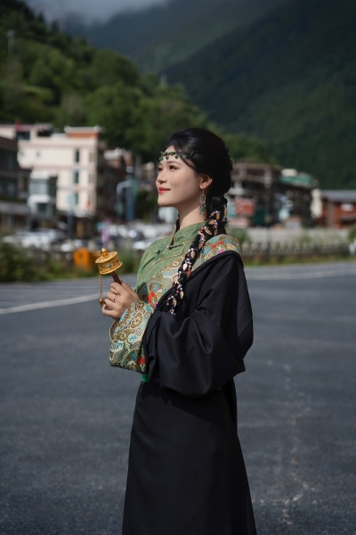绿色